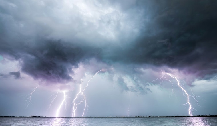 Nashville Braces for Wet Weekend with Showers, Thunderstorms Forecasted by NWS