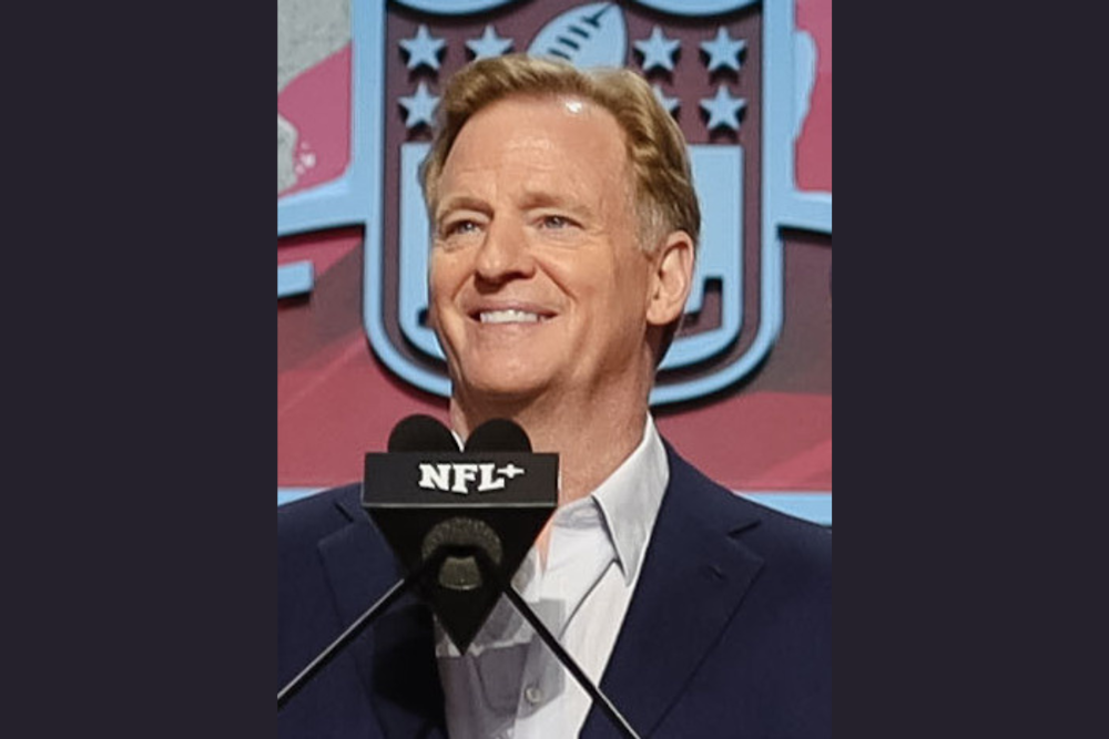 NFL Commissioner Goodell and Tennessee Governor Lee Champion New Smart Heart Act to Equip Schools with Lifesaving AEDs