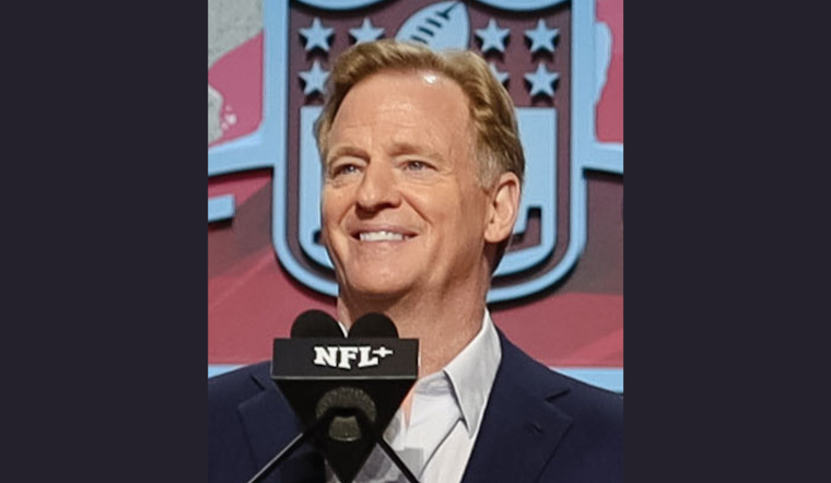 NFL Commissioner Goodell and Tennessee Governor Lee Champion New Smart Heart Act to Equip Schools with Lifesaving AEDs