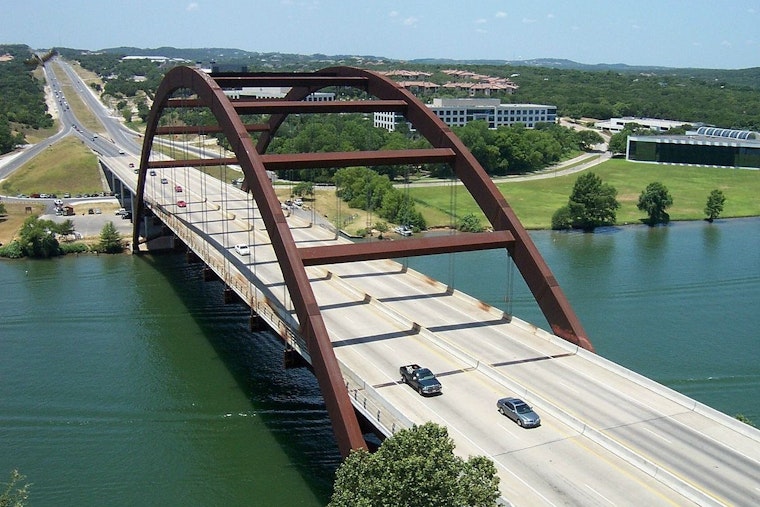 No Injuries Reported as Rockslide Closes Loop 360 Near Austin's Pennybacker Bridge