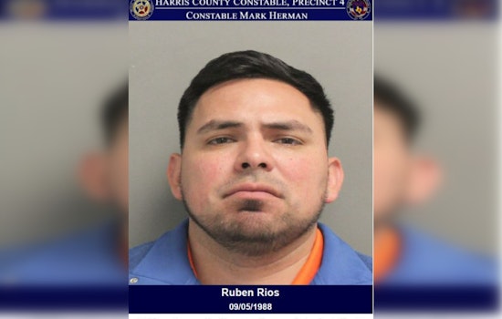 North Houston Traffic Stop Leads to Felony Theft Arrest, Suspect Held on $1,000 Bail