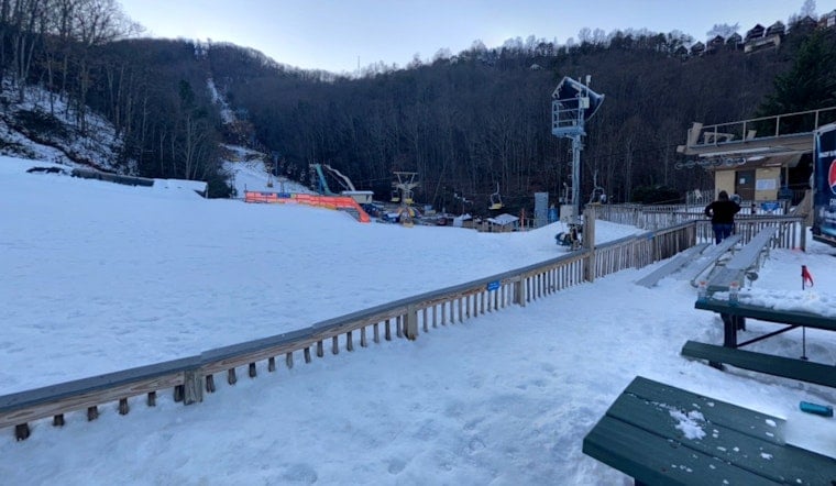 Ober Mountain Worker Injured After Falling from Coaster in Gatlinburg, Undergoes Treatment in Knoxville