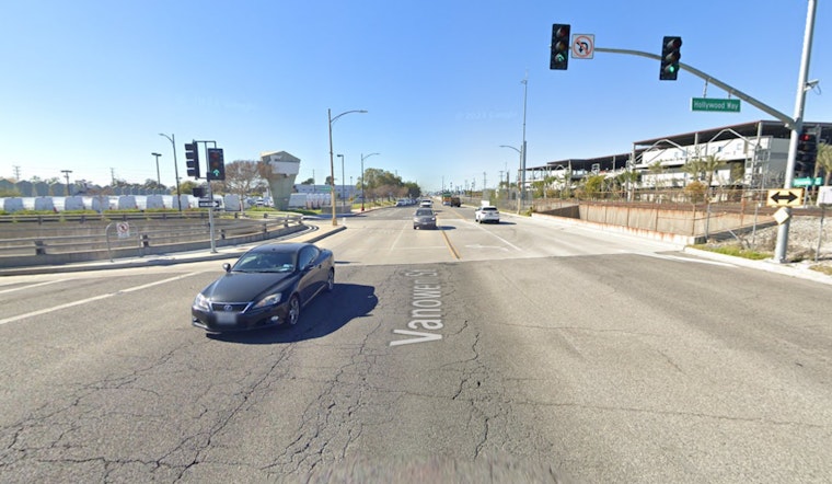 One Dead in Burbank After High-Speed Two-Car Crash on Vanowen Street