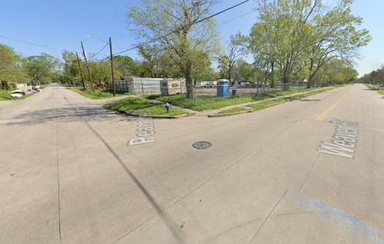 One Injured in Northeast Houston Shooting, Police Seek Leads on Suspect