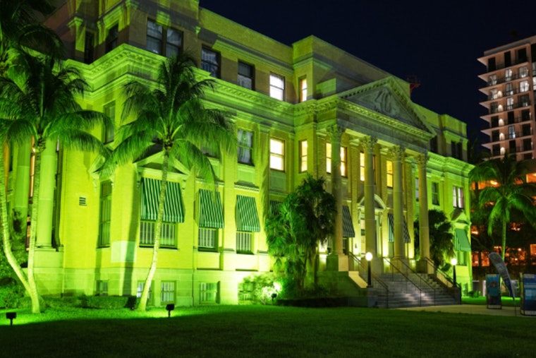 Palm Beach County Shines in Green to Spotlight Mental Health Awareness