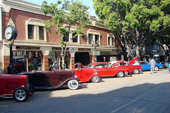 Petaluma Revs Up for 17th Annual Cruisin’ the Blvd Car Show Amid Traffic Reroutes
