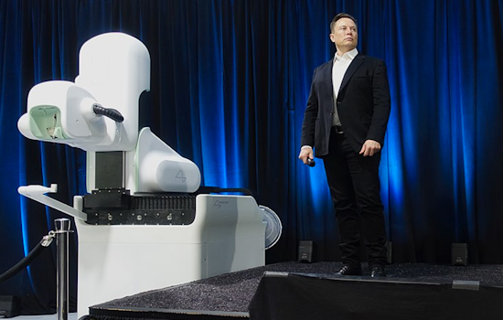 Phoenix Pioneers, Musk's Neuralink Begins Brain Implant Trials with Quadriplegic Breakthroughs