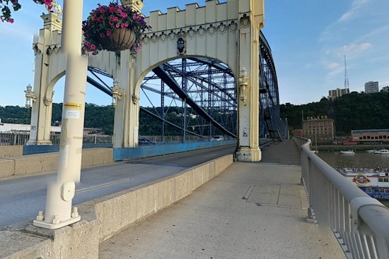 Pittsburgh's Smithfield Street Bridge to Close Overnight for Repairs Starting Tuesday