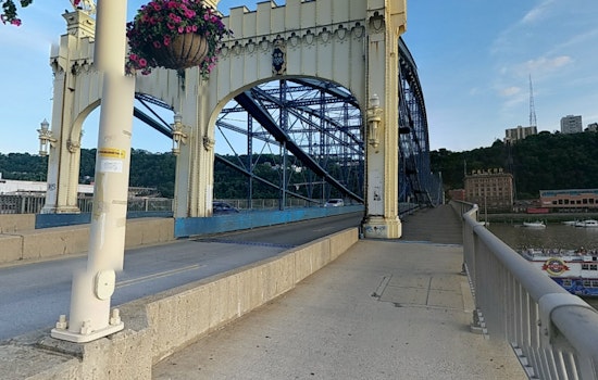 Pittsburgh's Smithfield Street Bridge to Close Overnight for Repairs Starting Tuesday