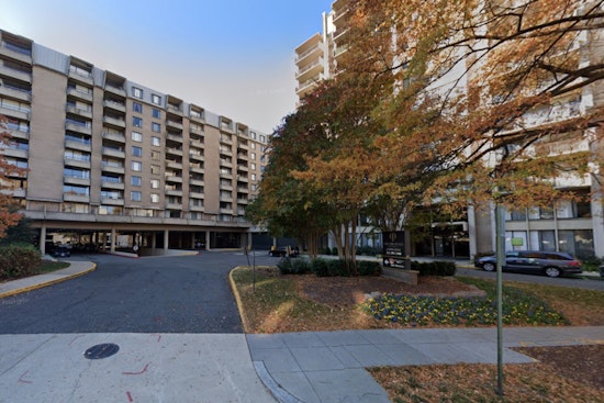 Police Officer Stabbed, Suspect Shot in Confrontation During Welfare Check in Northwest D.C.