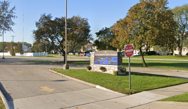 Police Seek Suspect Accused of Antisemitic Abuse Outside Oak Park Synagogue in Michigan