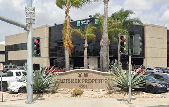 Police Thwart Bank Robbery Turned Hostage Scenario in Anaheim, Suspect Detained