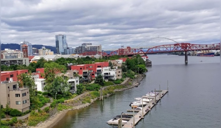 Portland Braces for Wet Weekend, NWS Predicts Rain Showers and Inconsistent Winds