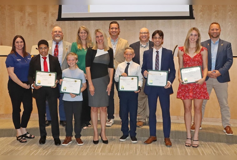 Queen Creek Council Honors 15 Students for Exemplary Behavior and Community Spirit