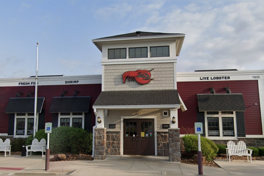 Red Lobster Shutters Multiple Locations Including San Antonio, Auctions Off Assets Amid Financial Woes