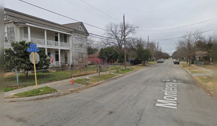 San Antonio Fire Department Battles Blaze in Vacant Home, Sparks Investigation