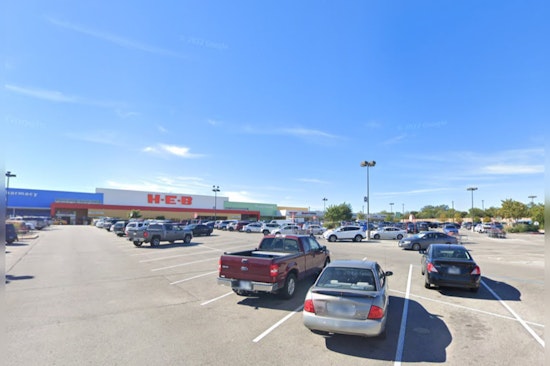 San Antonio Police Search for Suspected Hit-and-Run Driver in H-E-B Parking Lot Incident