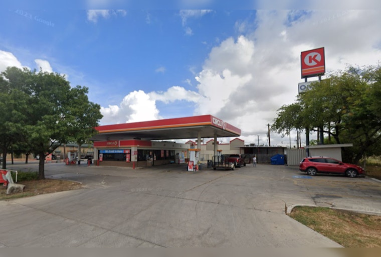 San Antonio Police Seek Public's Help to Apprehend Suspect in Circle K Robbery on Rittiman Road