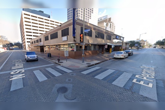 San Antonio Taxi Driver Critically Injured in Downtown Stabbing, Police Seek Suspect