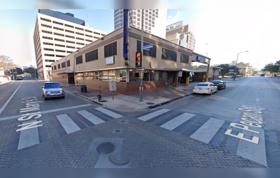 San Antonio Taxi Driver Critically Injured in Downtown Stabbing, Police Seek Suspect