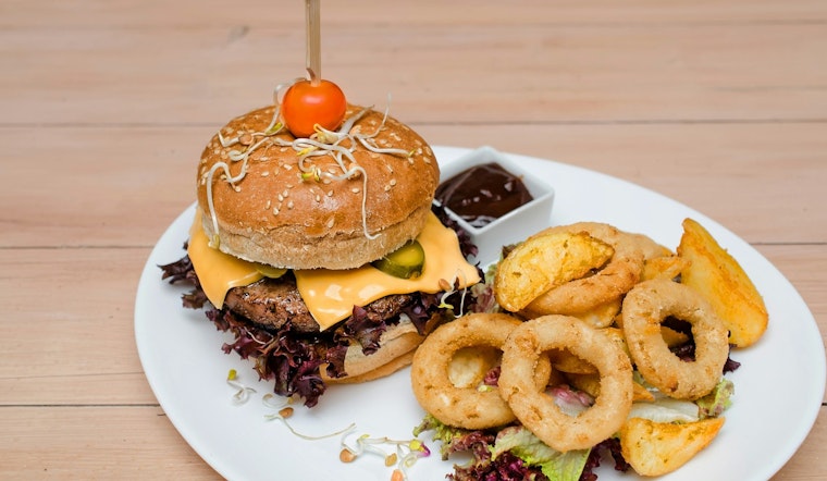San Antonio’s Top Eateries and Burgers for 2024 Revealed by Critic Mike Sutter