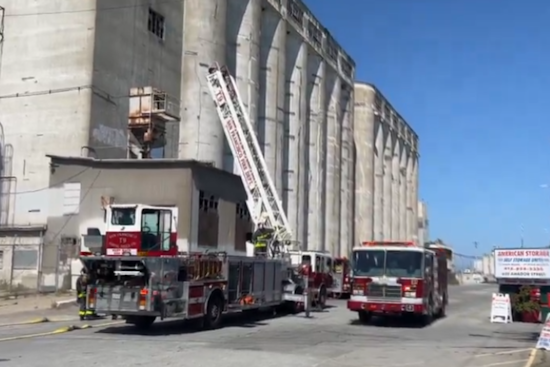 San Francisco Firefighters Extinguish Accidental Blaze at Abandoned Bayview-Hunters Point Building