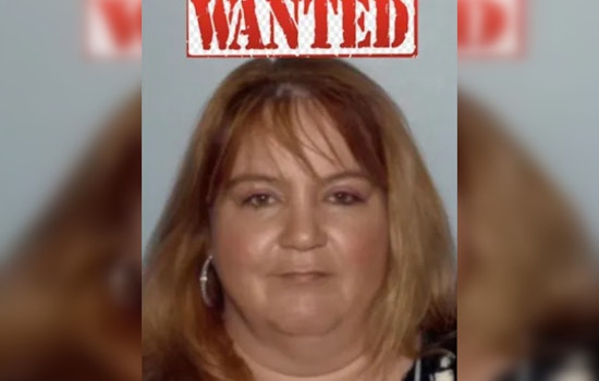 Sandy Springs Police Seek Woman Suspected of Financial Fraud, Urge Public to Report Sightings