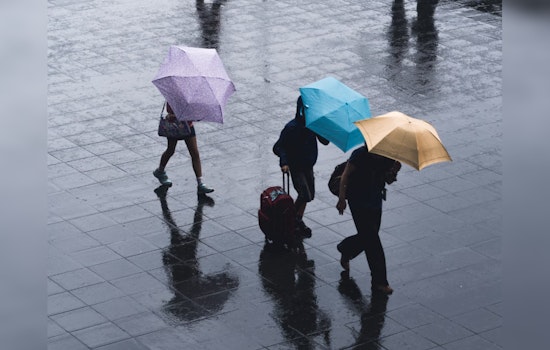 Seattle Braces for Wet Memorial Day Weekend with Showers and Cooler Temperatures