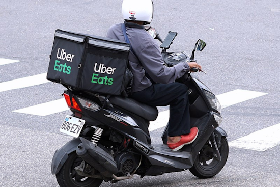 Seattle City Council to Vote on Ordinance Potentially Cutting App-Based Delivery Drivers' Wages