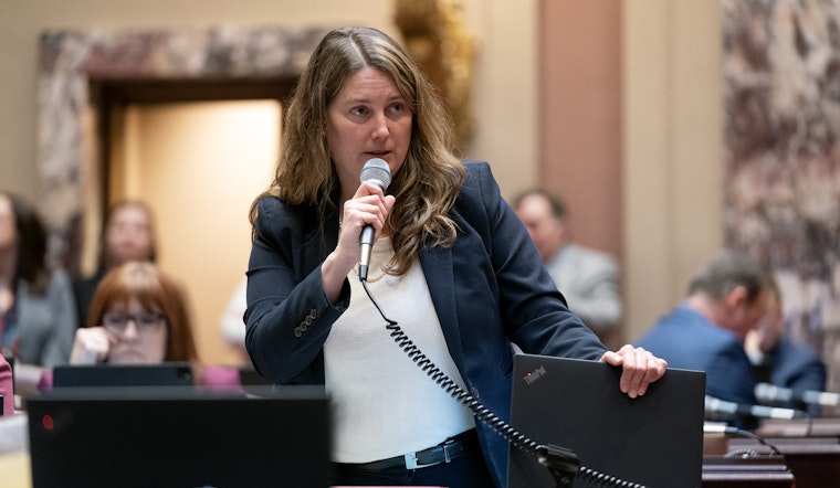 Senator Jen McEwen Leads Charge for Worker's Rights Bill Through Minnesota Senate