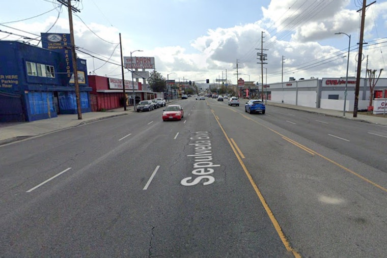 Severe Vehicle Collision in Van Nuys Ends in Traffic Gridlock and Urgent Rescue Effort