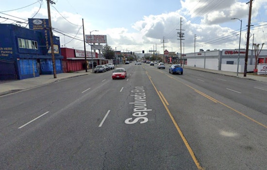 Severe Vehicle Collision in Van Nuys Ends in Traffic Gridlock and Urgent Rescue Effort