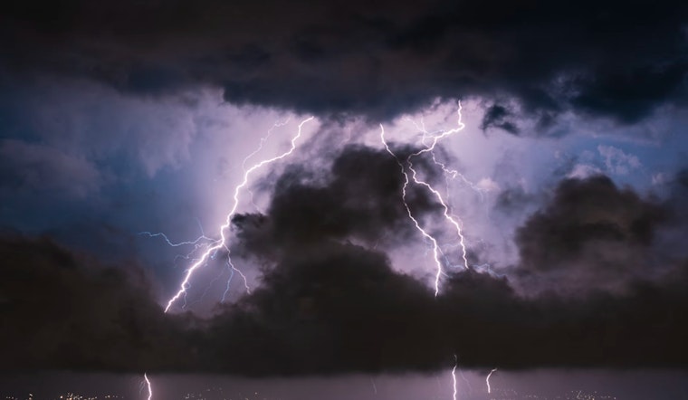 Severe Weather Alert Issued for New York and D.C. Shoreline with Thunderstorms and Coastal Flooding Advisory
