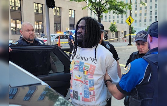 Shooter in Custody After Downtown Nashville Bus Station Incident Leaves Teen Critically Wounded
