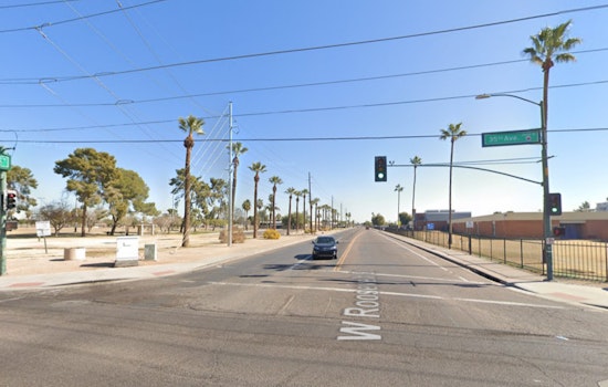 Shoplifting Suspect Fatally Shot by Phoenix Police, School Delays Start Amid Investigation