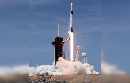 Sky Spectacle, SpaceX Falcon 9 Rocket Dazzles West Coast with Stunning Twilight Launch