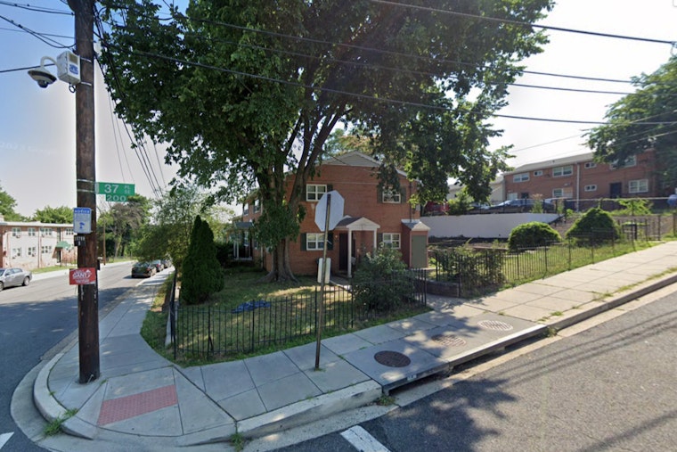 Southeast DC Standoff Ends with Arrest of Teen Suspected in Daylight Armed Robbery