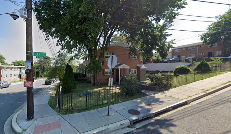 Southeast DC Standoff Ends with Arrest of Teen Suspected in Daylight Armed Robbery