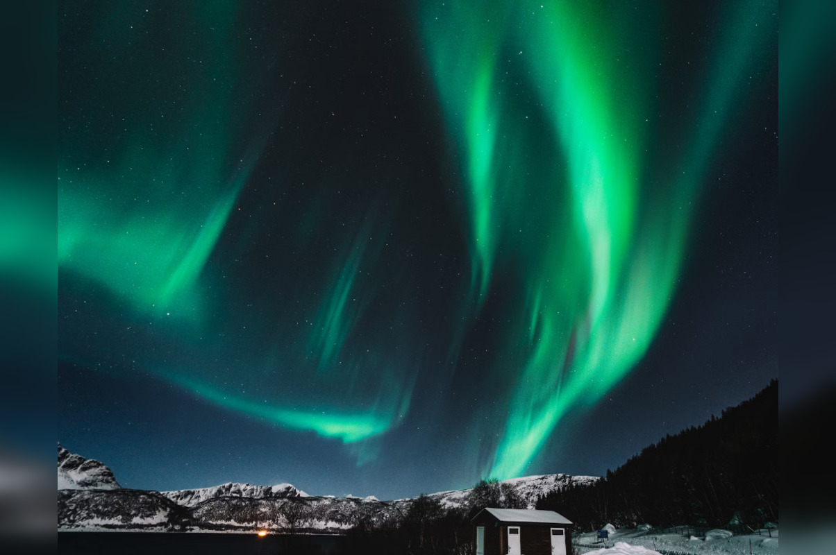 Southeast Texas Awed by Rare Northern Lights Show Amid Severe Solar