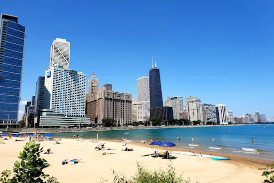 Sunny Days and Rising Temperatures Await Chicagoans, With Weekend Showers Possible