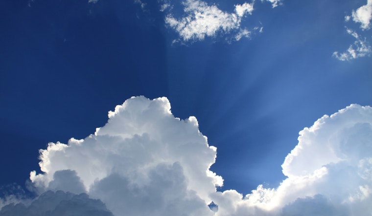 Sunny Seattle Weekend Forecast with Temperatures Nearing 80 Degrees, Cooler Week Ahead