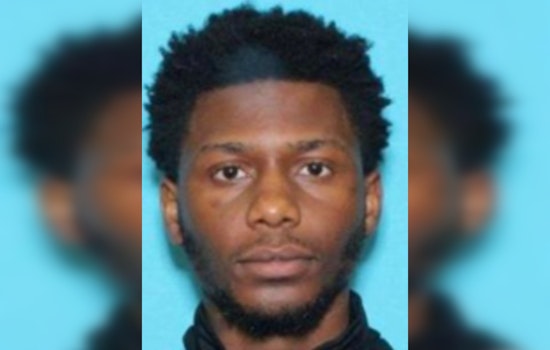 Suspect in Chicago Officer's Killing Nabbed with Victim's Handcuffs