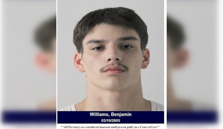Suspected Mail Thief Captured After High-Speed Chase in Harris County with Stolen Checks and Counterfeit Postal Keys