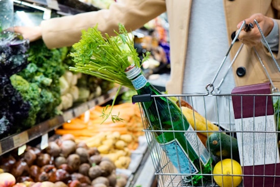 Target and Walmart Cut Grocery Prices to Attract Shoppers Amid Inflation Concerns