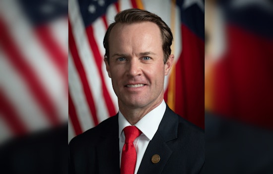 Texas Speaker Phelan and Challenger Covey Fuel Race with Million-Dollar War Chests