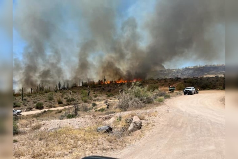 Tonto National Forest Firefighters Wrestle With 240-Acre Sugar Fire Near Fountain Hills
