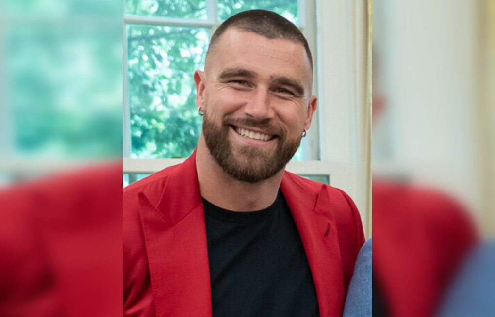 Travis Kelce in Stitches Over Tom Brady's Star-Studded Roast, Brother Jason Kelce Shares Mixed Feelings