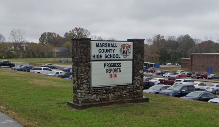 Twin Sisters from Tennessee Sweep Top Honors at Marshall County High School