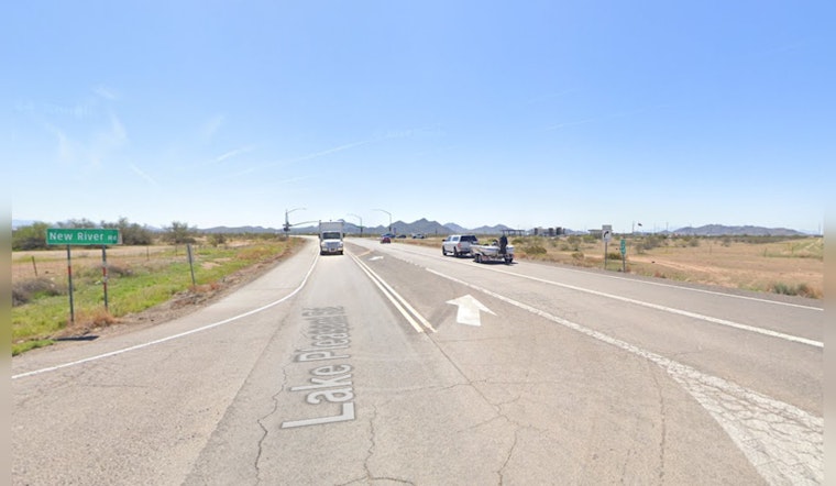 Two Hair-Raising Plane Landings on Highway Near Lake Pleasant, Pilot Skillfully Avoids Injuries