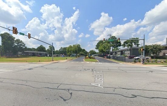 Two Juveniles Seriously Injured in Late-Night Collision in Cobb County